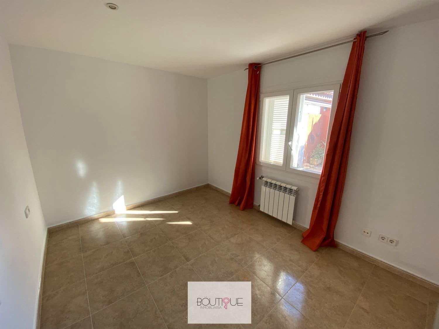 5 slaapkamer Finca/Landhuis te koop in Portocolom met zwembad garage - € 825.000 (Ref: 8558694)