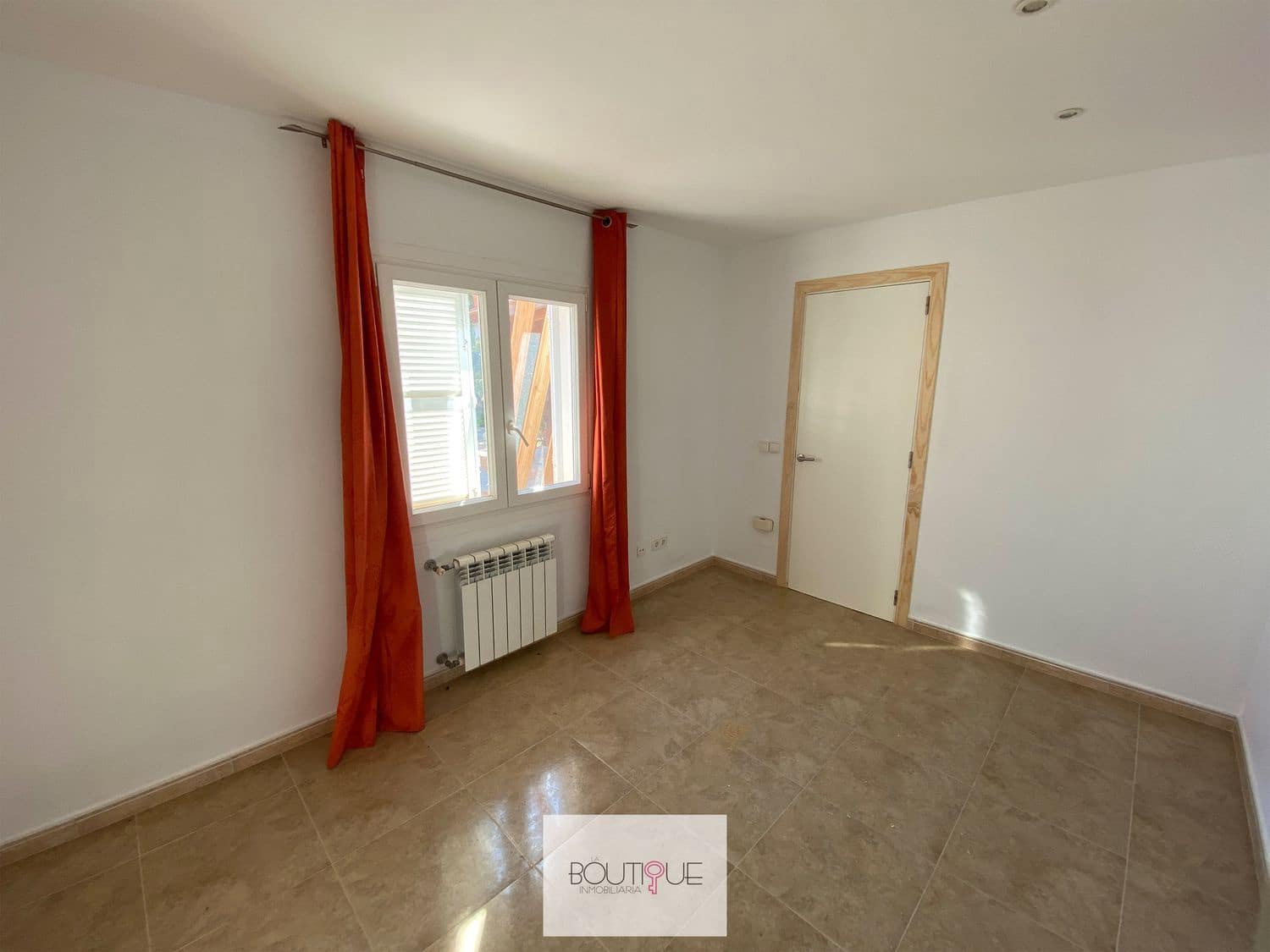 5 slaapkamer Finca/Landhuis te koop in Portocolom met zwembad garage - € 825.000 (Ref: 8558694)