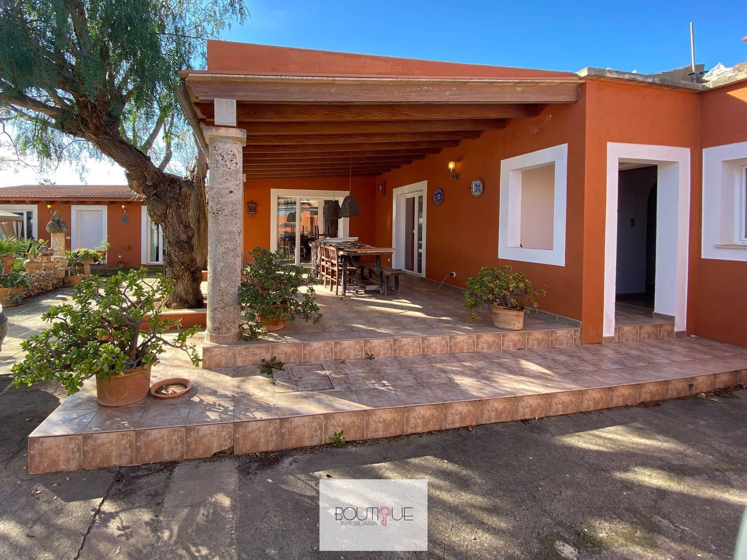 5 slaapkamer Finca/Landhuis te koop in Portocolom met zwembad garage - € 825.000 (Ref: 8558694)