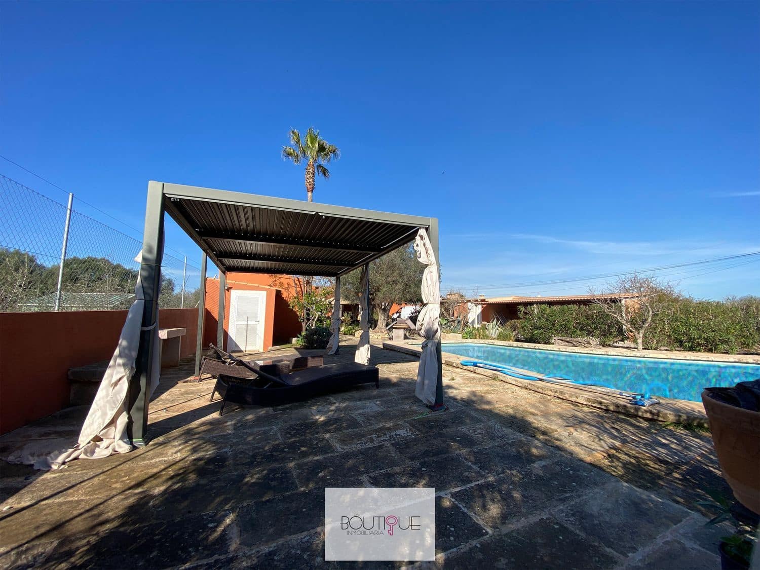 5 slaapkamer Finca/Landhuis te koop in Portocolom met zwembad garage - € 825.000 (Ref: 8558694)