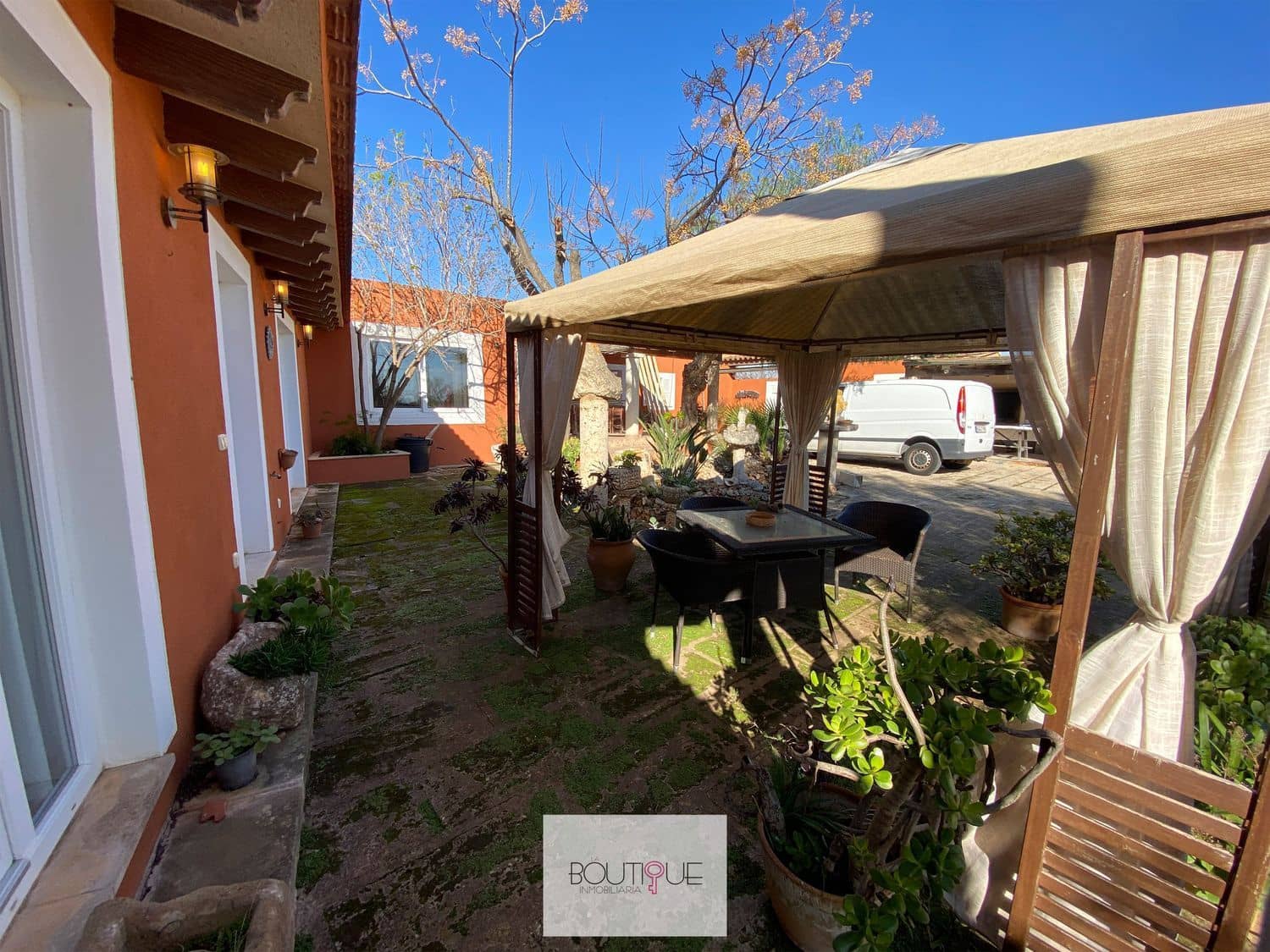 5 slaapkamer Finca/Landhuis te koop in Portocolom met zwembad garage - € 825.000 (Ref: 8558694)