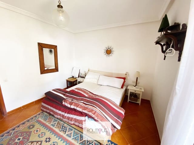 3 bedroom Villa for sale in Sol de Mallorca, Calvià with garage - € 995,000 (Ref: 8558719)