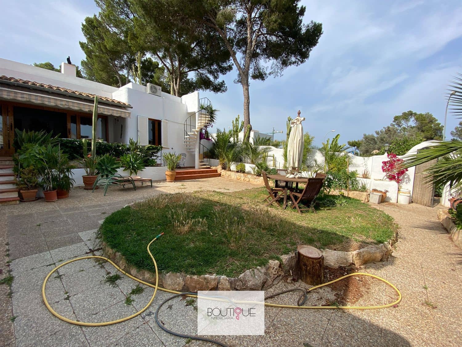3 soveværelse Villa til salg i Sol de Mallorca med garage - € 995.000 (Ref: 8558719)