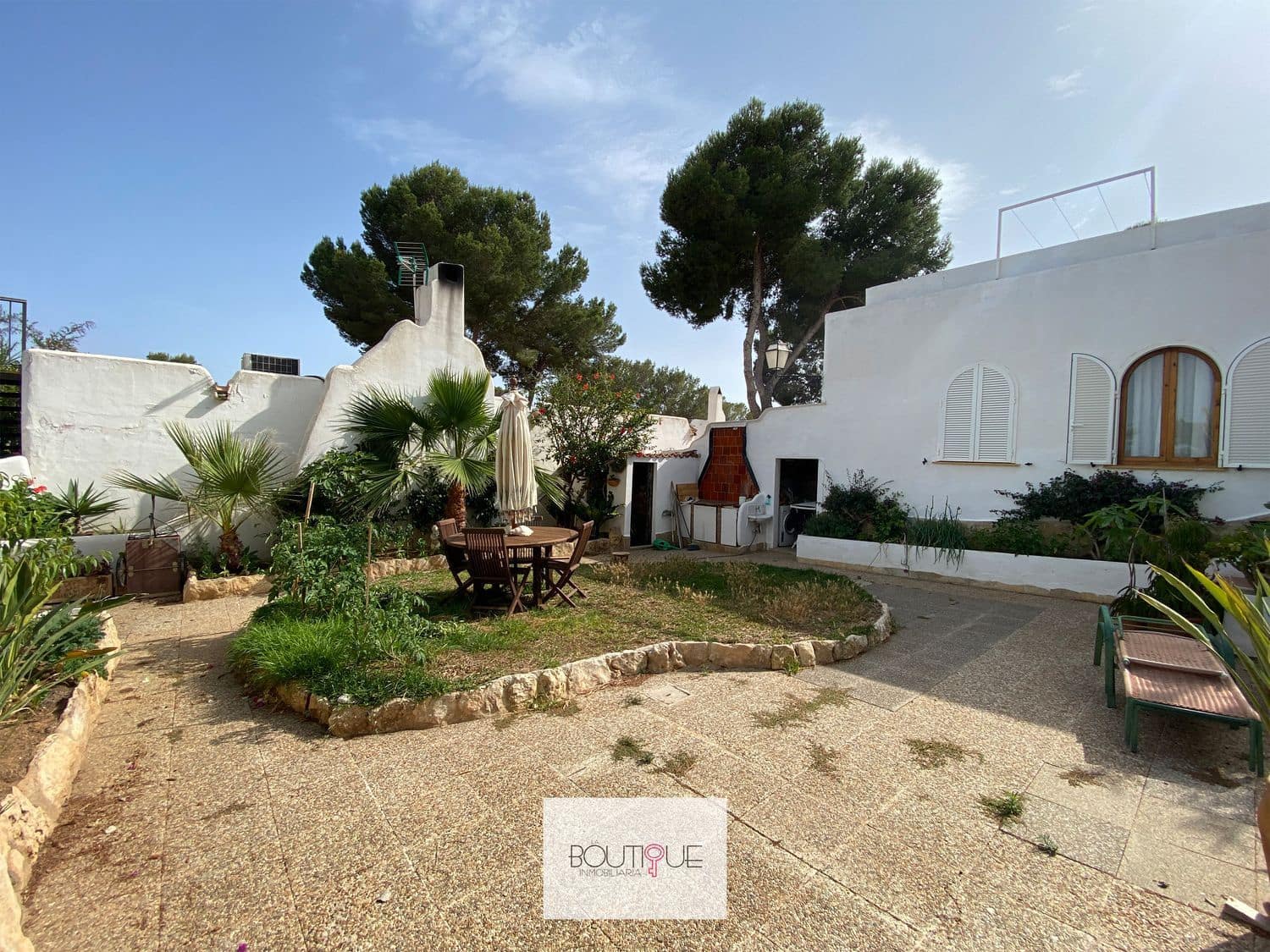 3 soveværelse Villa til salg i Sol de Mallorca med garage - € 995.000 (Ref: 8558719)