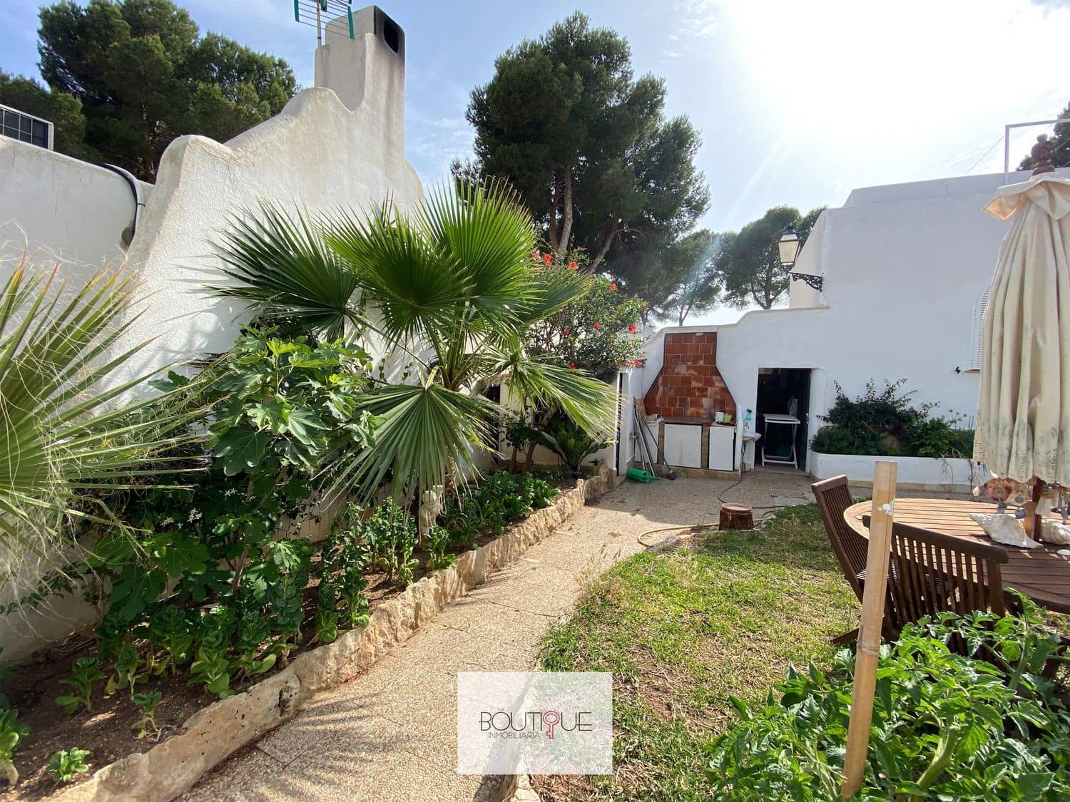 3 soveværelse Villa til salg i Sol de Mallorca med garage - € 995.000 (Ref: 8558719)