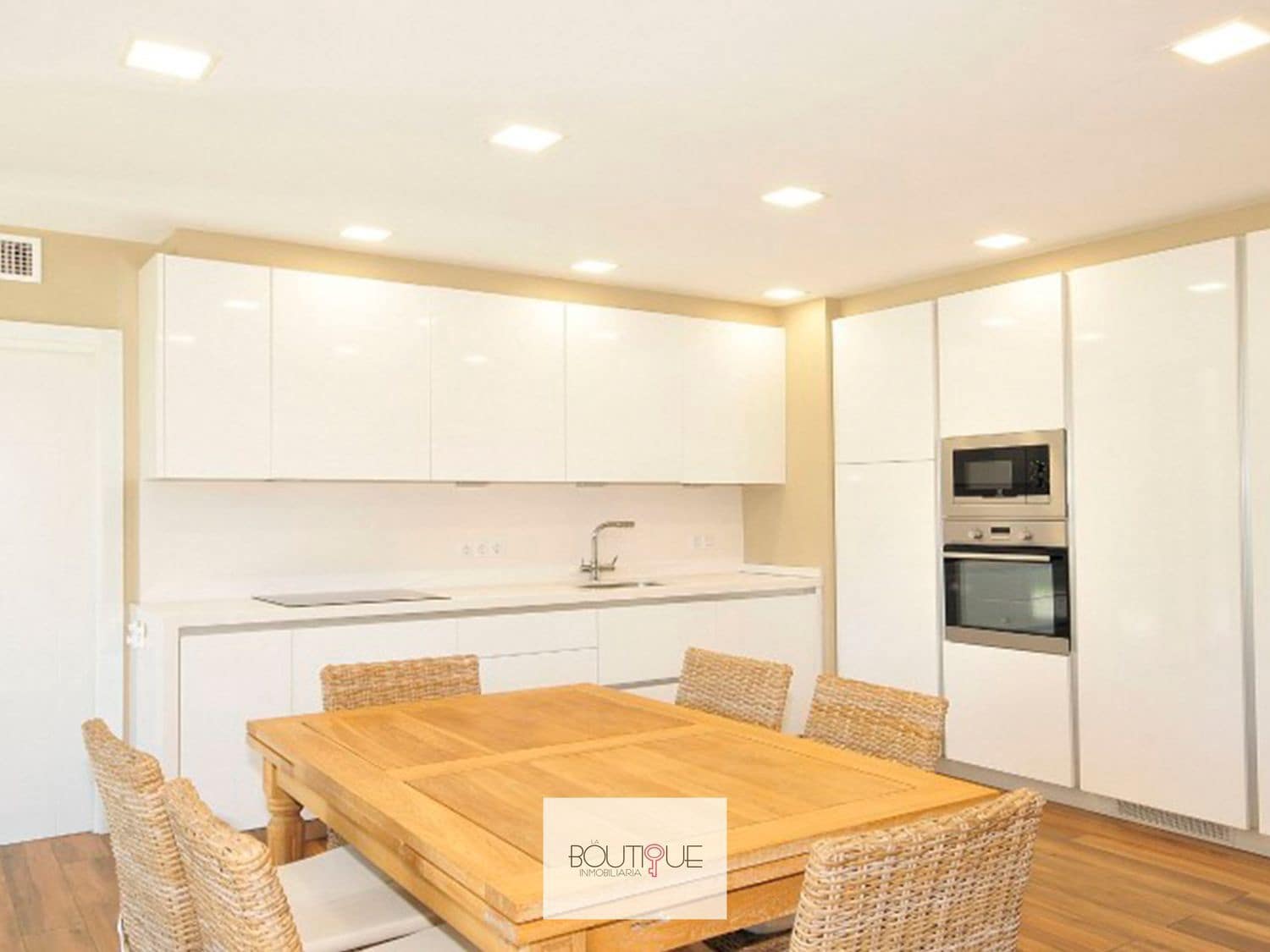 4 soverom Villa til salgs i Playa de Palma med svømmebasseng garasje - € 2 700 000 (Ref: 8558721)