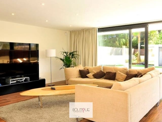 4 camera da letto Villa in vendita in Playa de Palma, Palma de Mallorca con piscina garage - 2.700.000 € (Rif: 8558721)