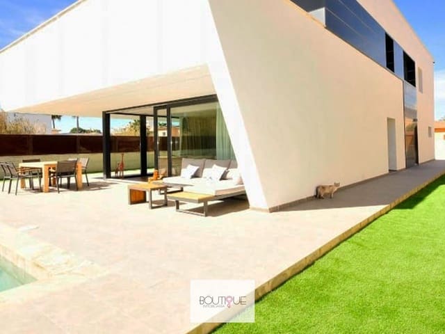 4 camera da letto Villa in vendita in Playa de Palma, Palma de Mallorca con piscina garage - 2.700.000 € (Rif: 8558721)