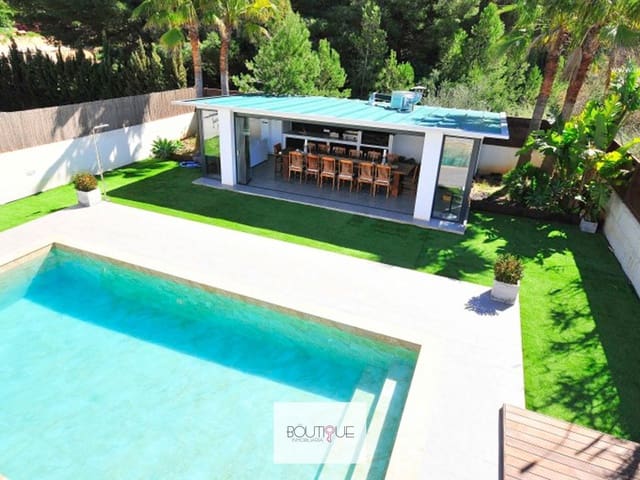 4 camera da letto Villa in vendita in Playa de Palma, Palma de Mallorca con piscina garage - 2.700.000 € (Rif: 8558721)