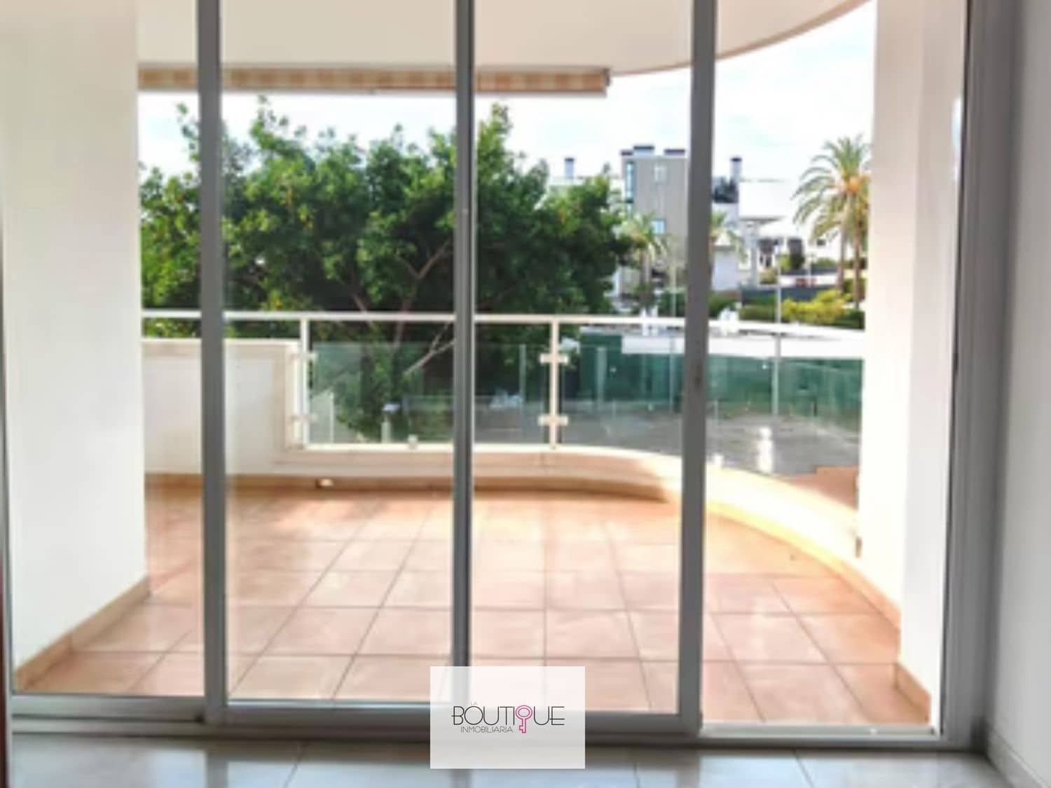 3 chambre Appartement à vendre à Cala Mayor avec piscine garage - 545 000 € (Ref: 8696038)
