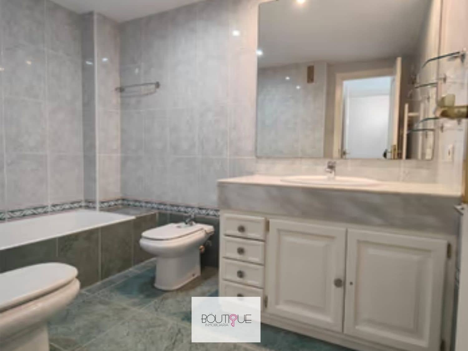 3 chambre Appartement à vendre à Cala Mayor avec piscine garage - 545 000 € (Ref: 8696038)