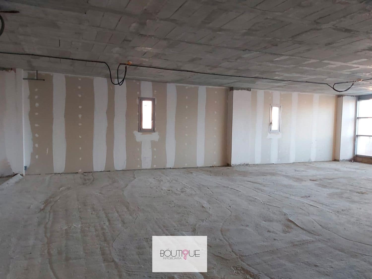 Kontor til salg i Palma de Mallorca - € 168.000 (Ref: 8836047)