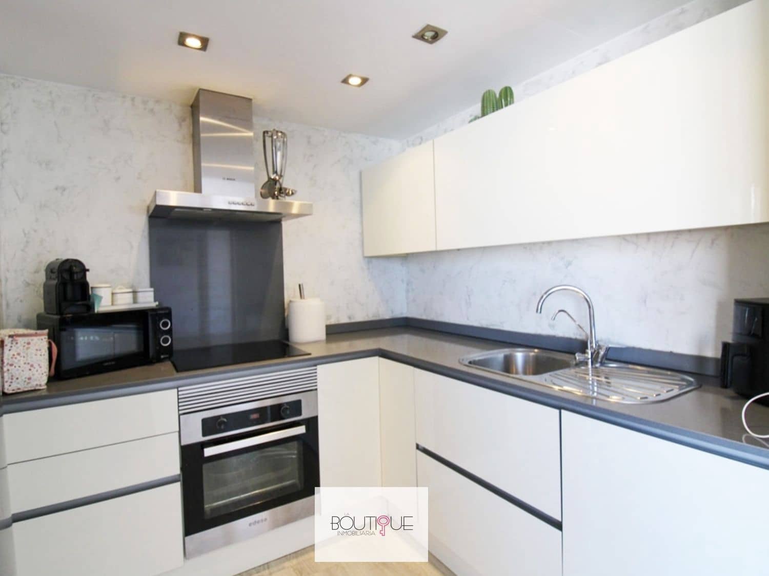 2 soveværelse Lejlighed til salg i Palma de Mallorca med garage - € 459.000 (Ref: 9041961)