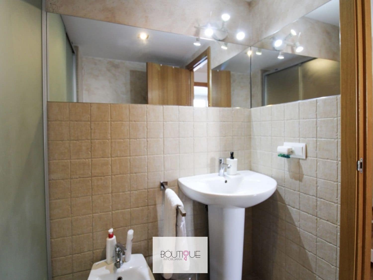 2 soveværelse Lejlighed til salg i Palma de Mallorca med garage - € 459.000 (Ref: 9041961)