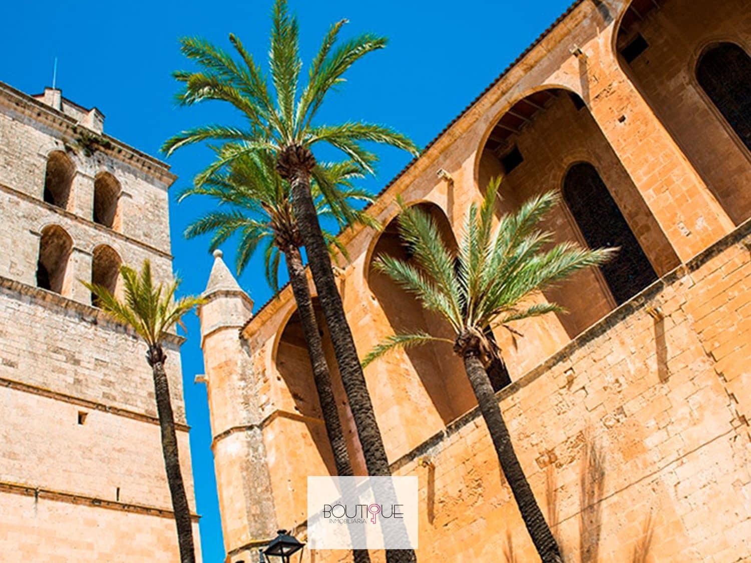 3 soveværelse Byhus til salg i Muro med swimmingpool garage - € 215.000 (Ref: 9050792)