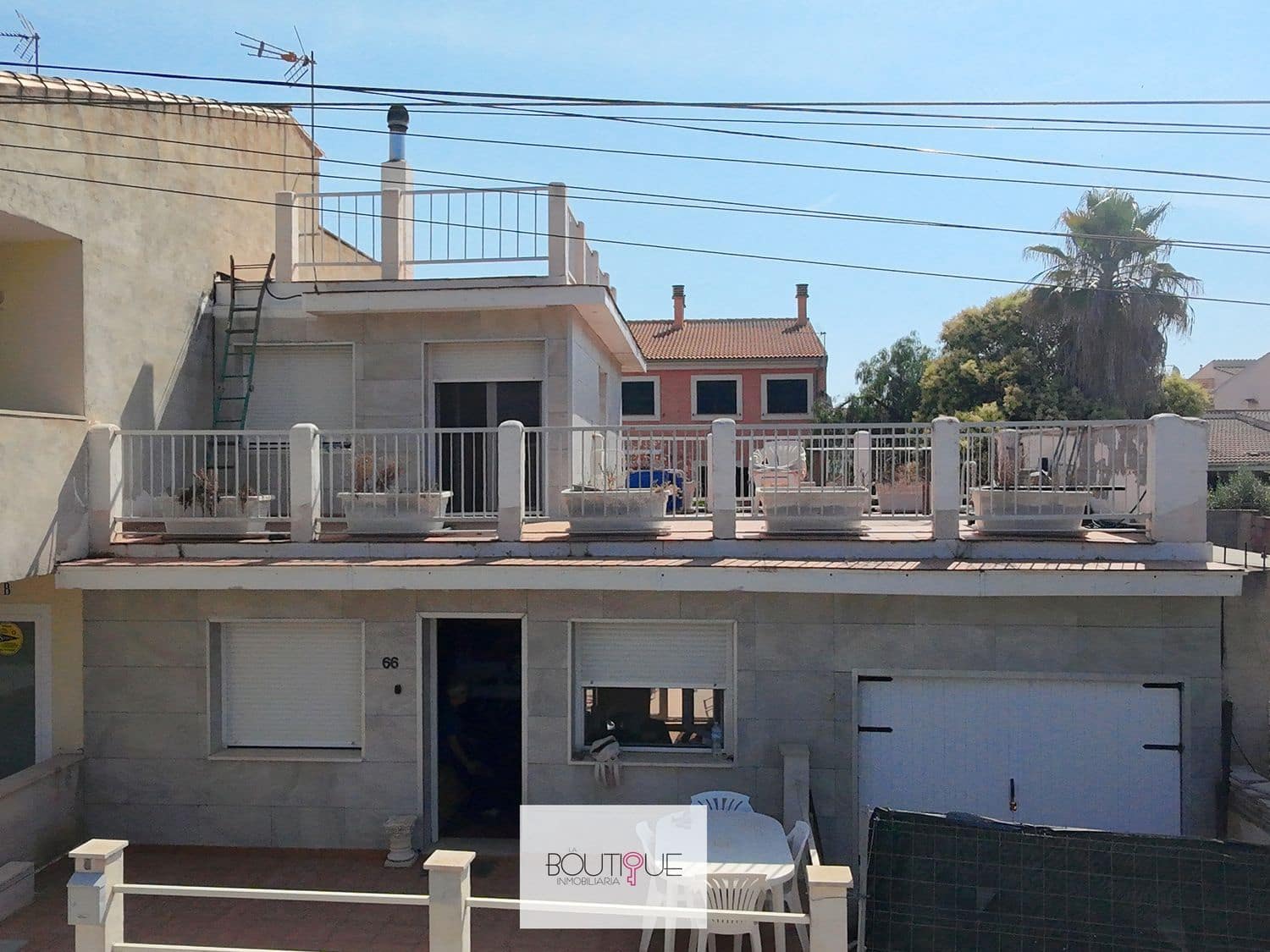 2 bedroom Villa for sale in Llucmajor with garage - € 375,000 (Ref: 9076076)