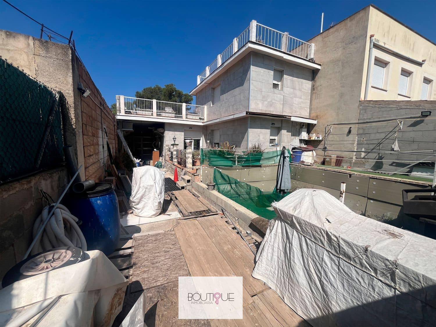 2 bedroom Villa for sale in Llucmajor with garage - € 375,000 (Ref: 9076076)