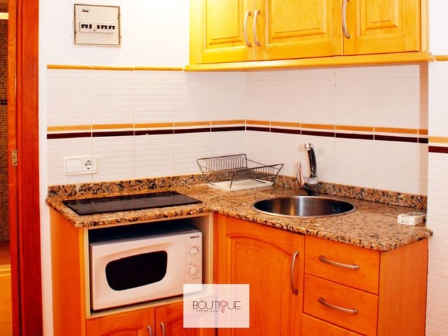 Lejlighed til salg i Playa de Palma, Palma de Mallorca med garage - € 100.000 (Ref: 9095935)