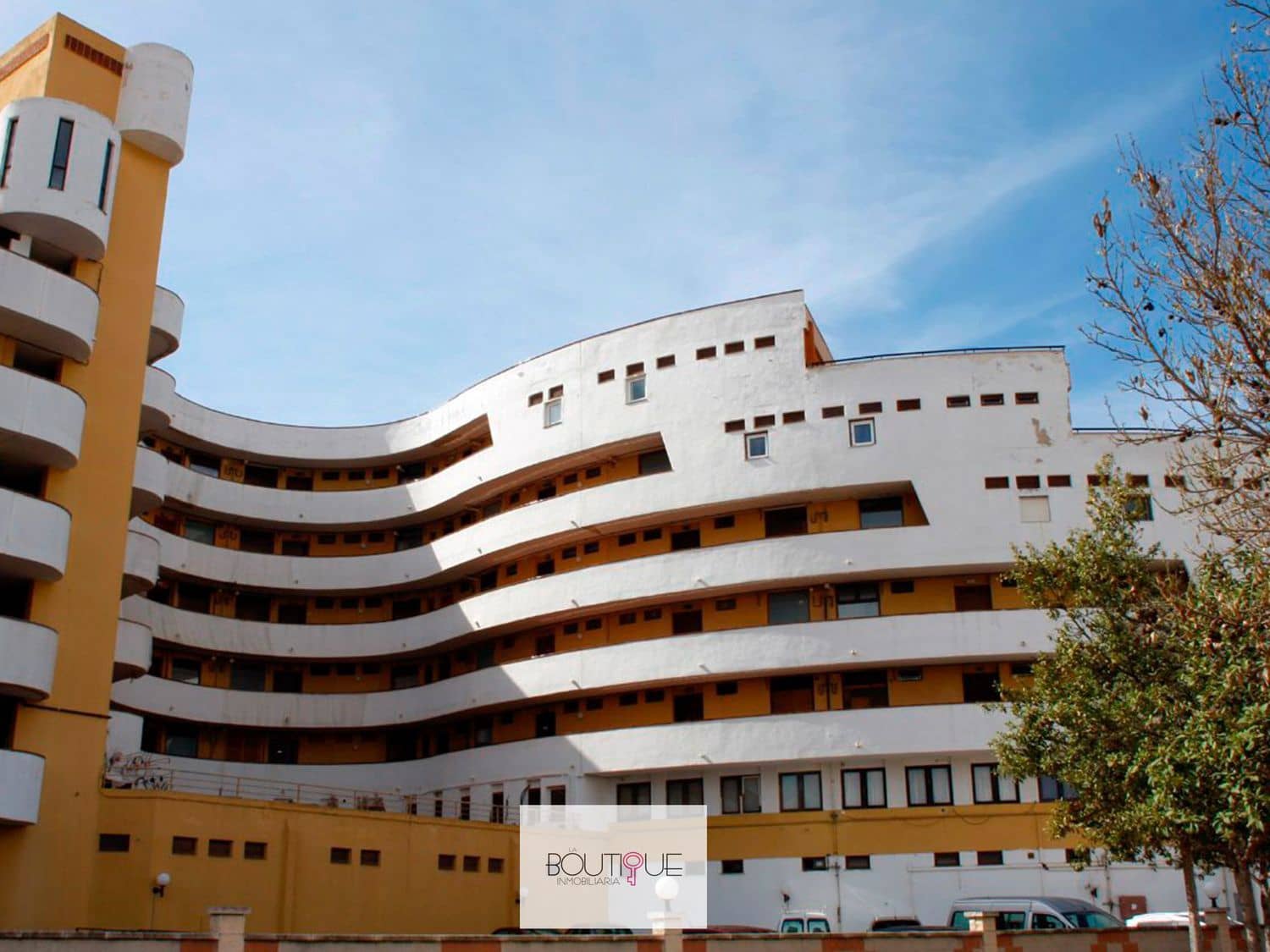 Lejlighed til salg i Playa de Palma med garage - € 100.000 (Ref: 9095935)