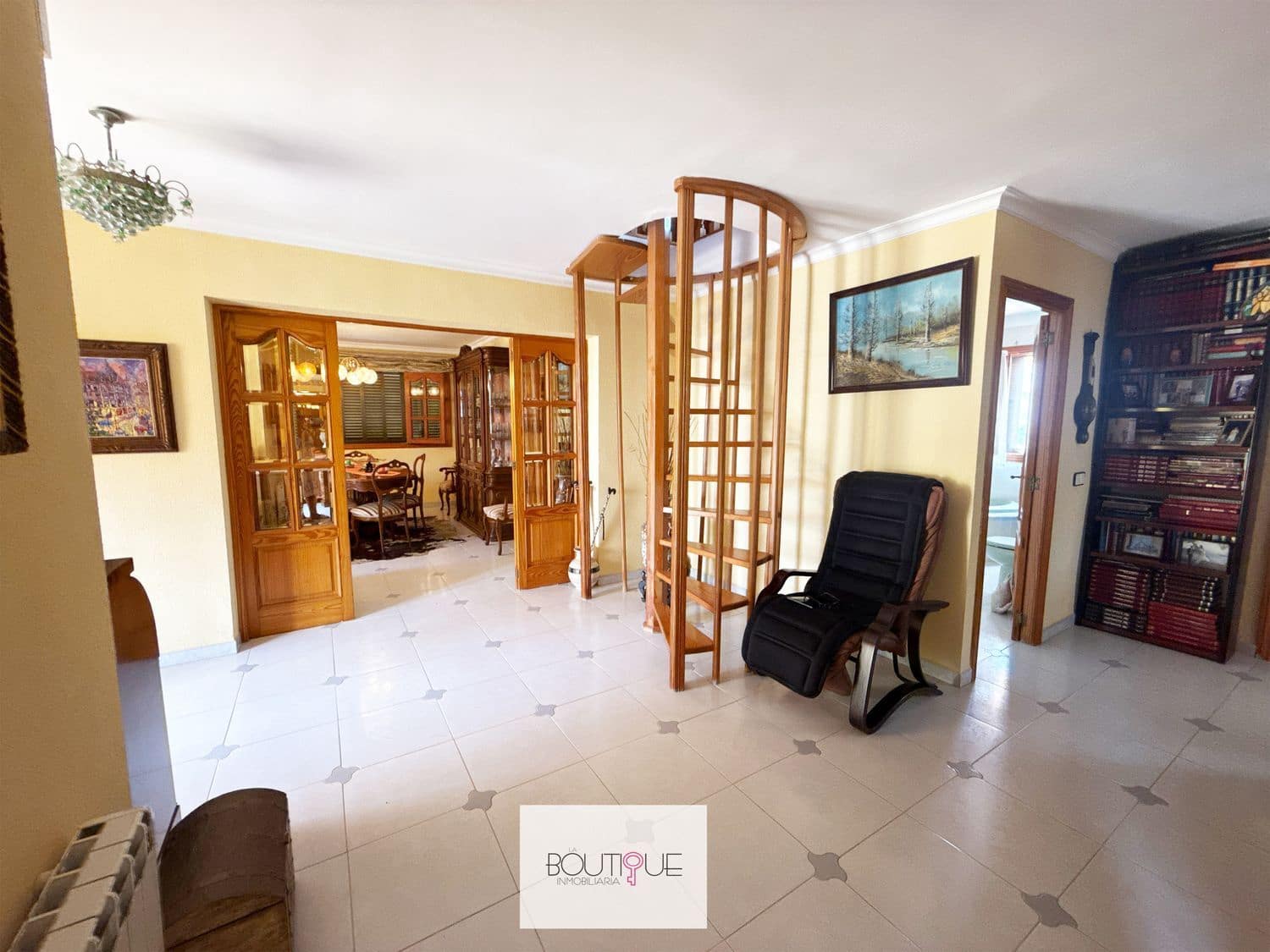 5 soverom Villa til salgs i Llucmajor med svømmebasseng garasje - € 950 000 (Ref: 9108361)