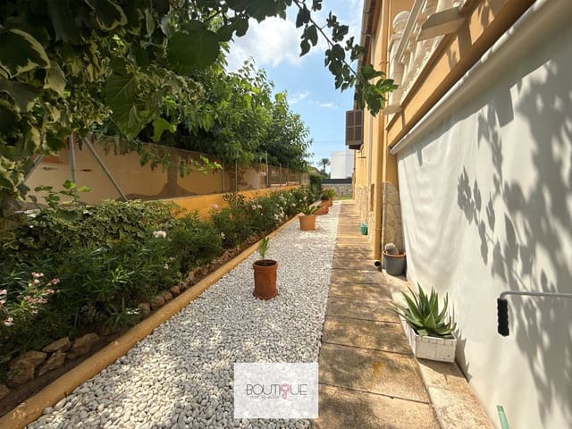 5 soverom Villa til salgs i Badia Blava, Llucmajor med svømmebasseng garasje - € 950 000 (Ref: 9108361)