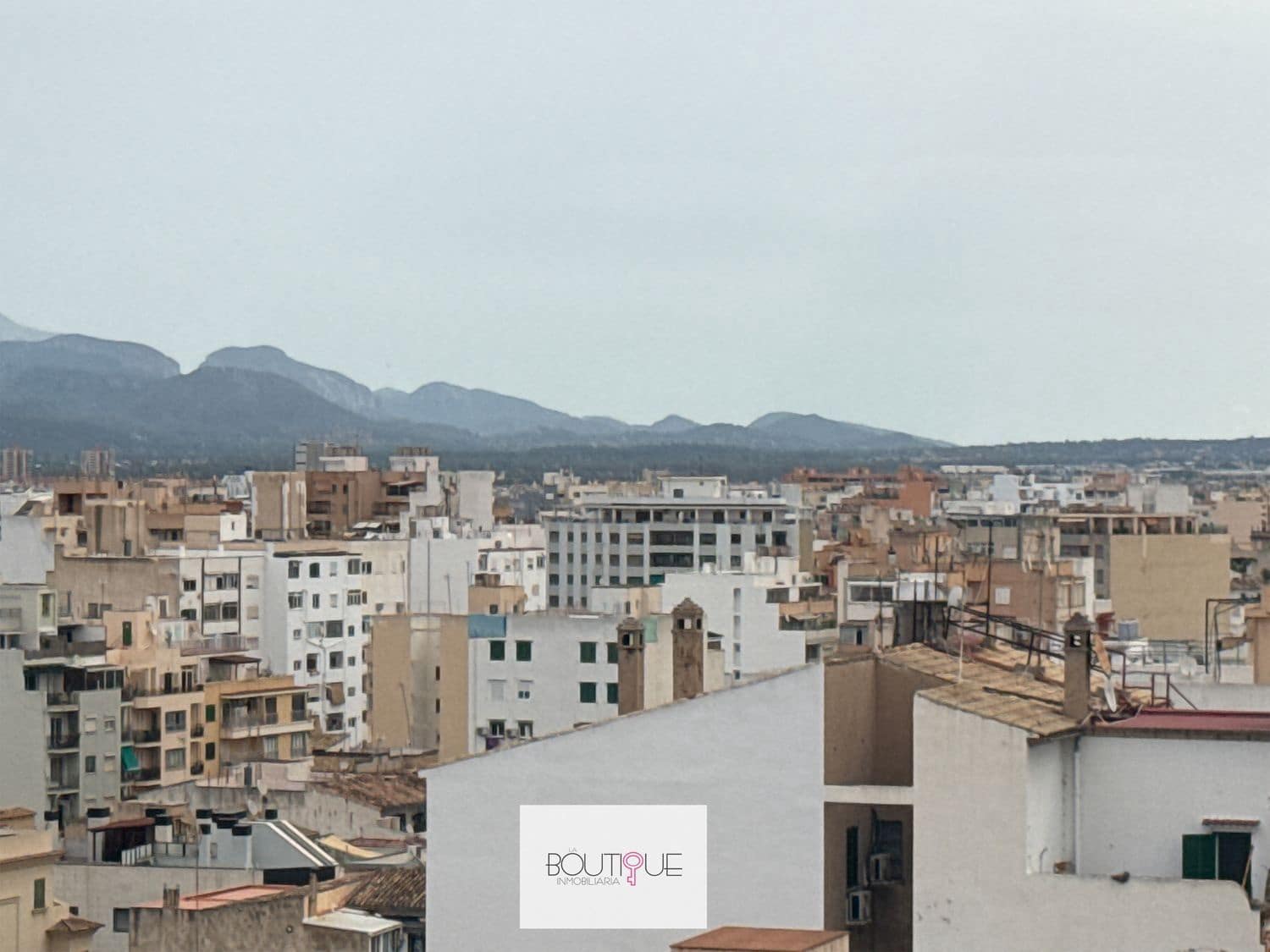 4 sovrum Lägenhet till salu i Palma de Mallorca med garage - 645 000 € (Ref: 9118473)