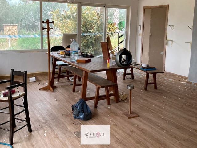 9 soveværelse Finca/Landehus til salg i Son Ferriol, Palma de Mallorca med garage - € 570.000 (Ref: 9263968)