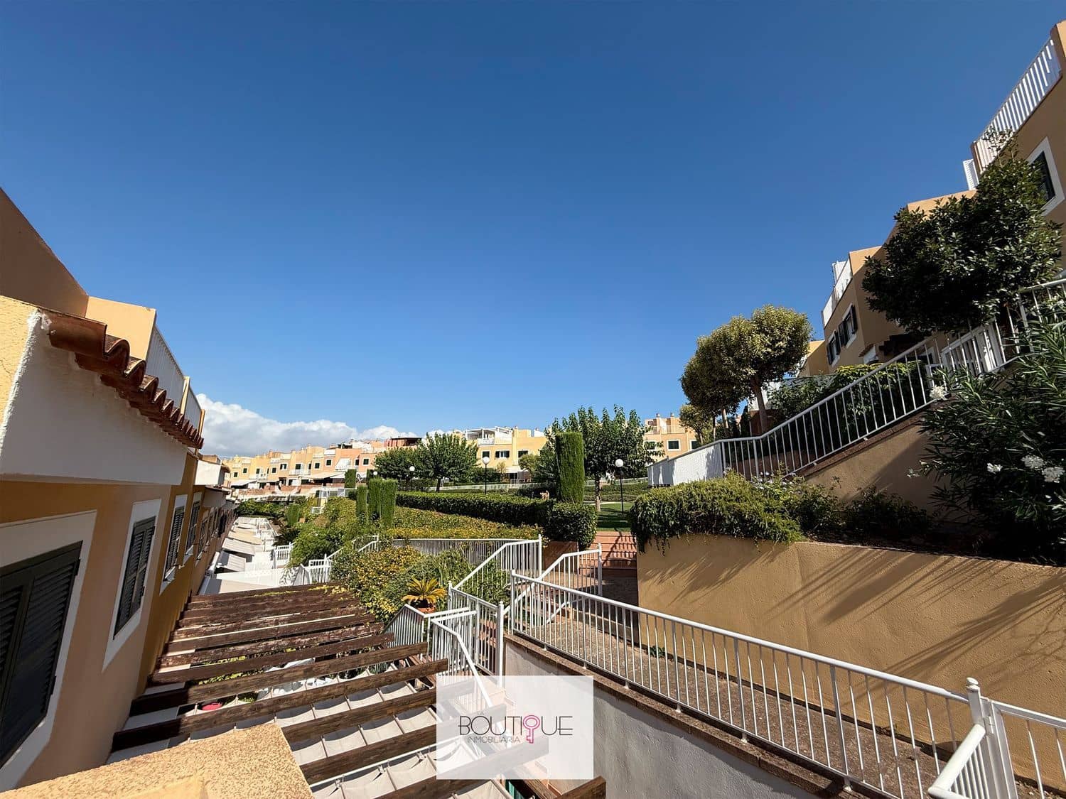 3 soveværelse Byhus til salg i Palma de Mallorca med swimmingpool garage - € 920.000 (Ref: 9395673)