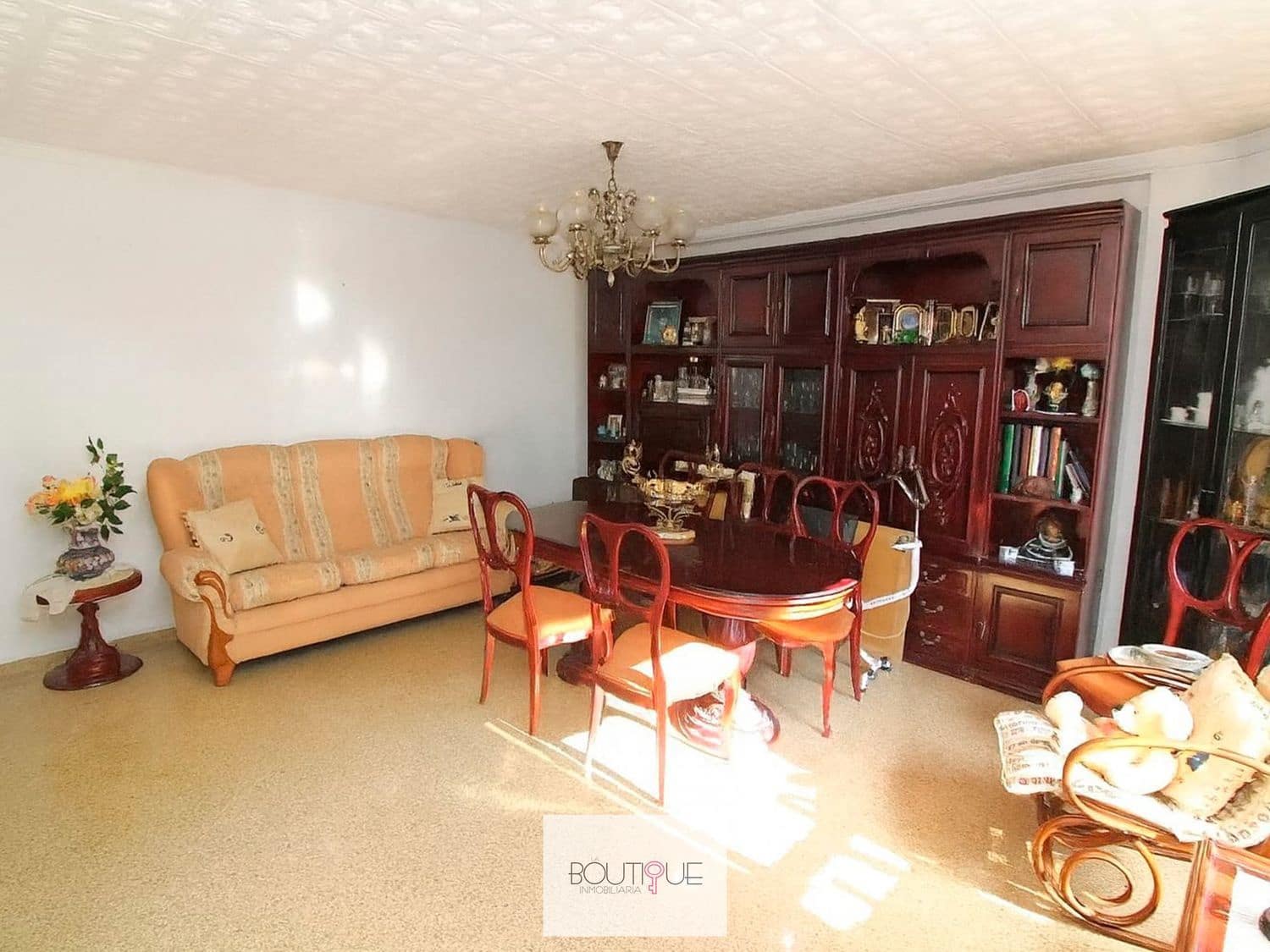 4 slaapkamer Appartement te koop in Coll d'en Rabassa met garage - € 430.000 (Ref: 9403192)