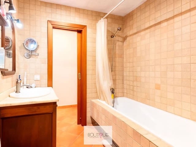 4 soveværelse Lejlighed til salg i Playa de Palma, Palma de Mallorca med garage - € 525.000 (Ref: 9406422)