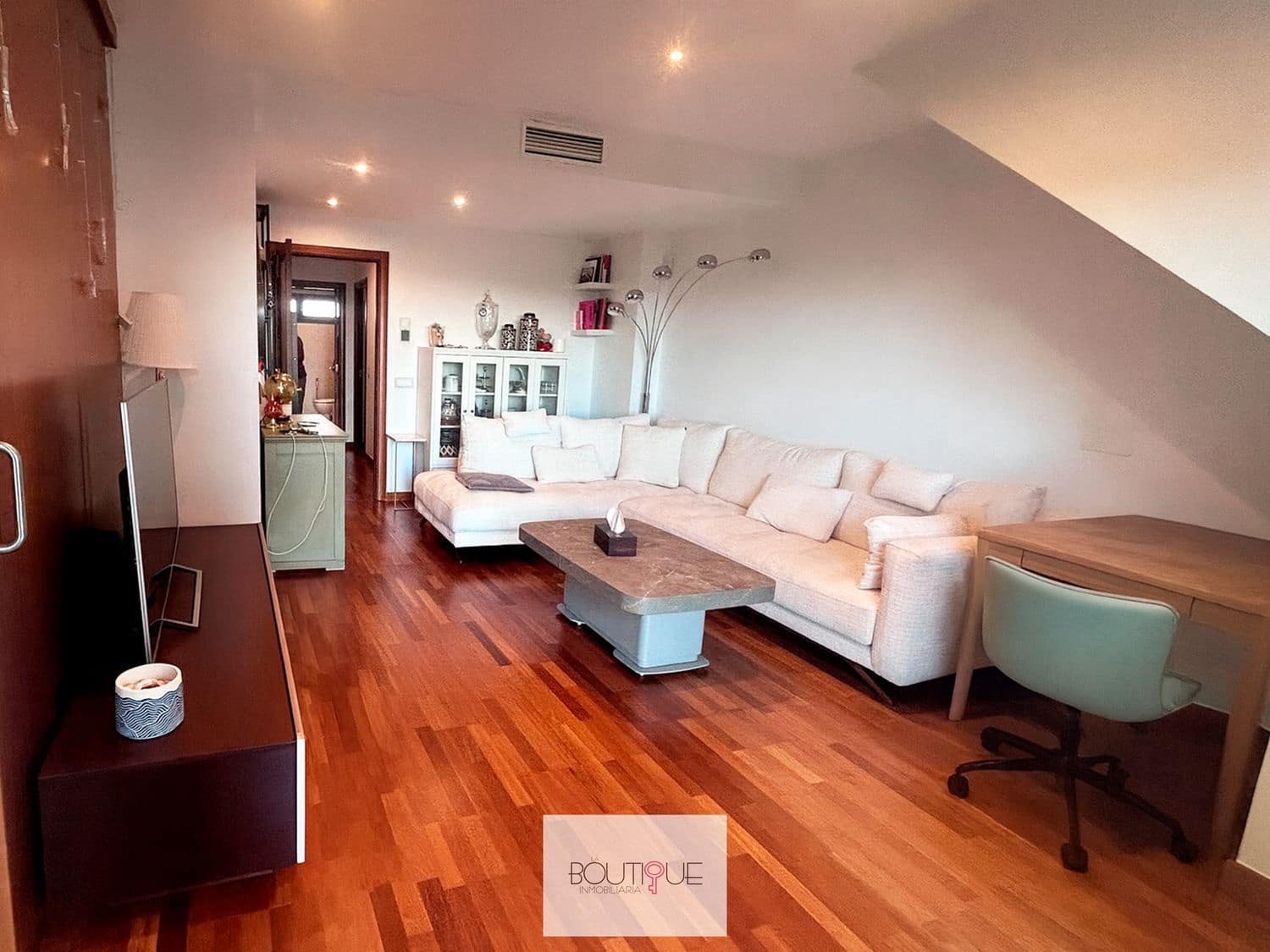 3 makuuhuone Huoneisto myytävänä paikassa Palma de Mallorca mukana uima-altaan 
autotalli - 1 180 000 € (Ref: 9419474)