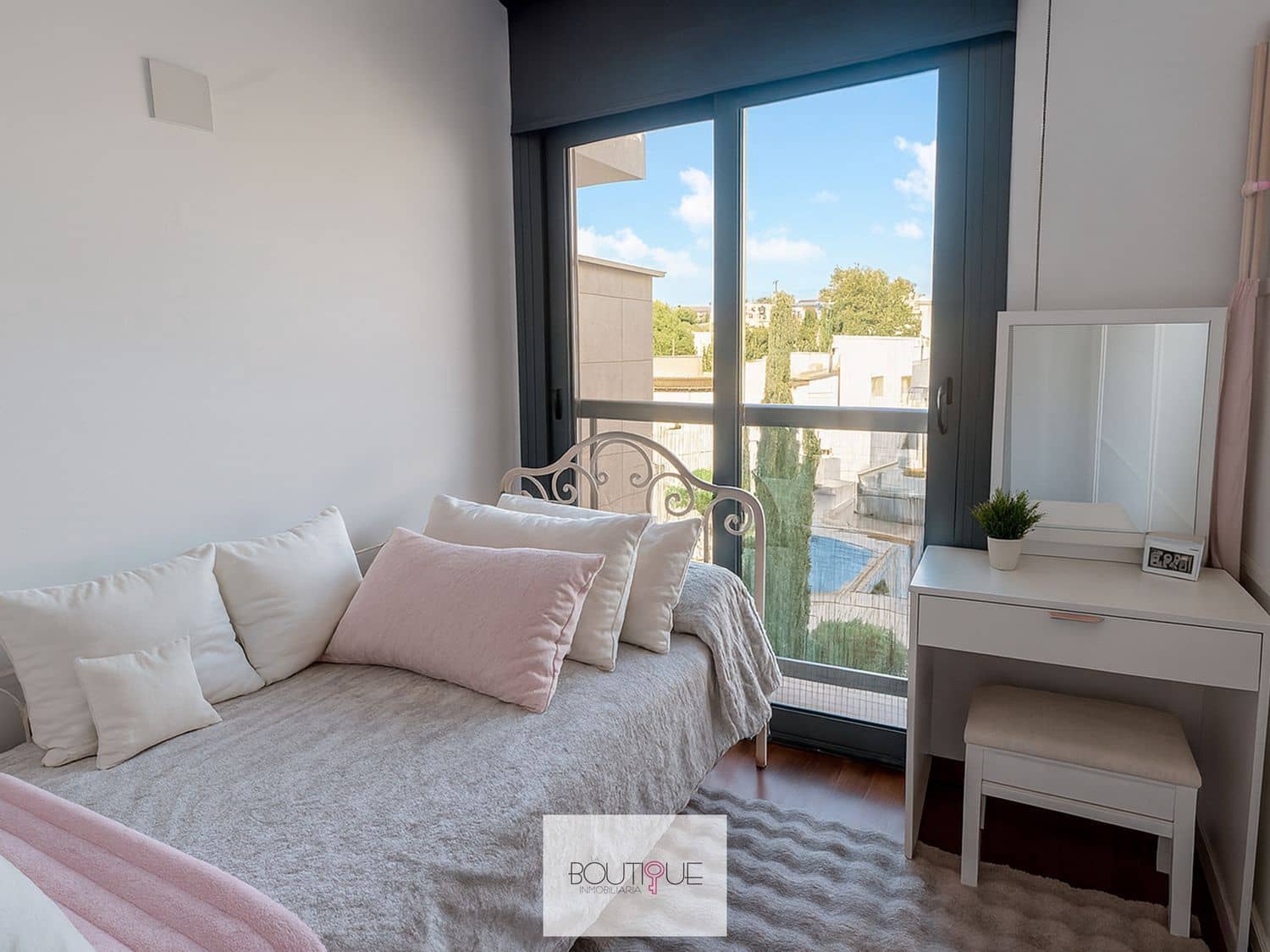 3 makuuhuone Huoneisto myytävänä paikassa Palma de Mallorca mukana uima-altaan 
autotalli - 1 180 000 € (Ref: 9419474)