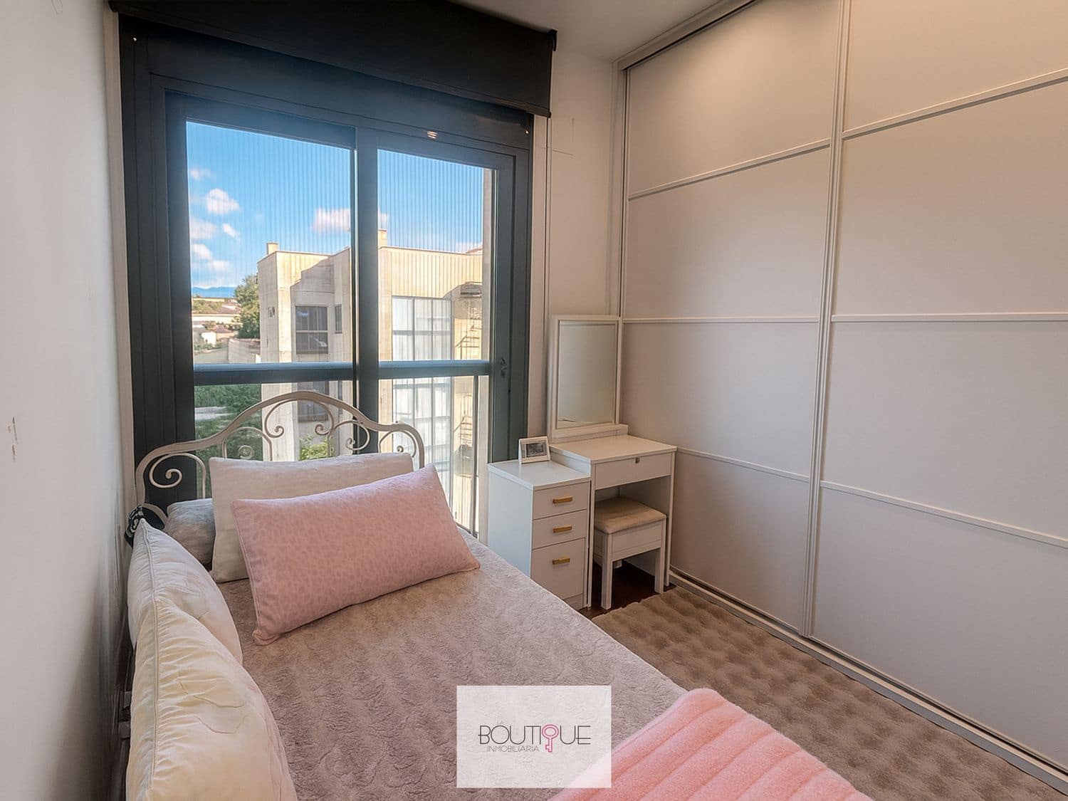 3 makuuhuone Huoneisto myytävänä paikassa Palma de Mallorca mukana uima-altaan 
autotalli - 1 180 000 € (Ref: 9419474)