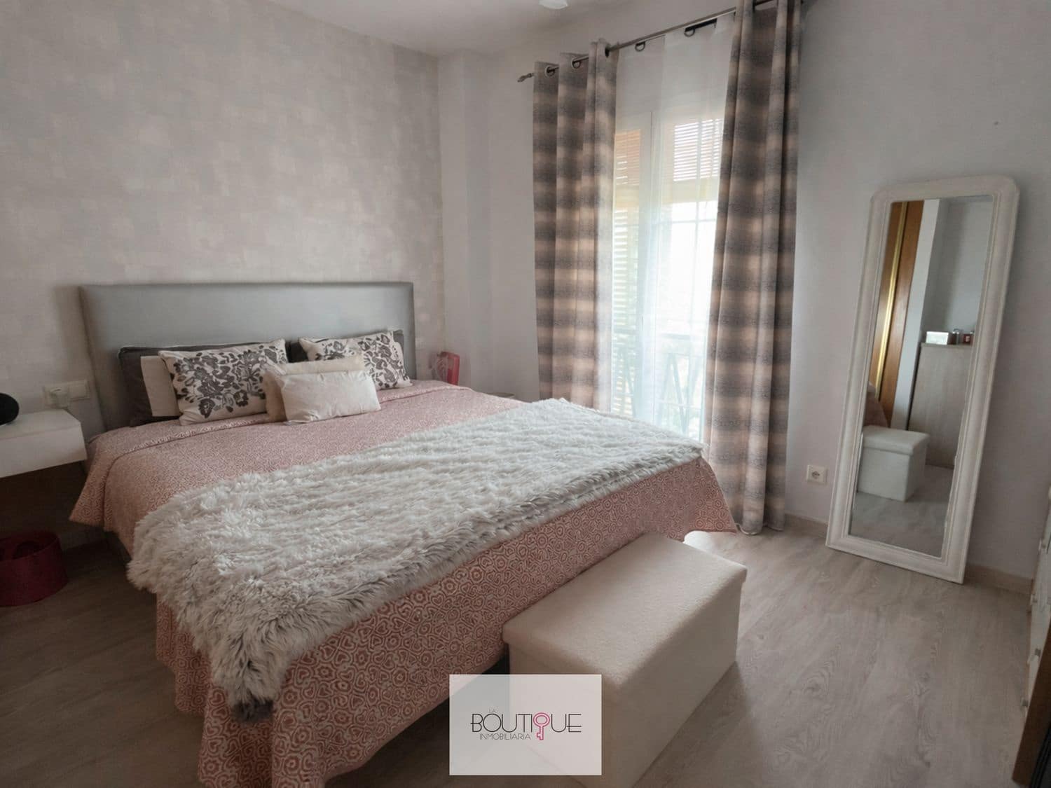 3 sypialnia Apartament na sprzedaż w Son Gual z basenem garażem - 490 000 € (Ref: 9471985)