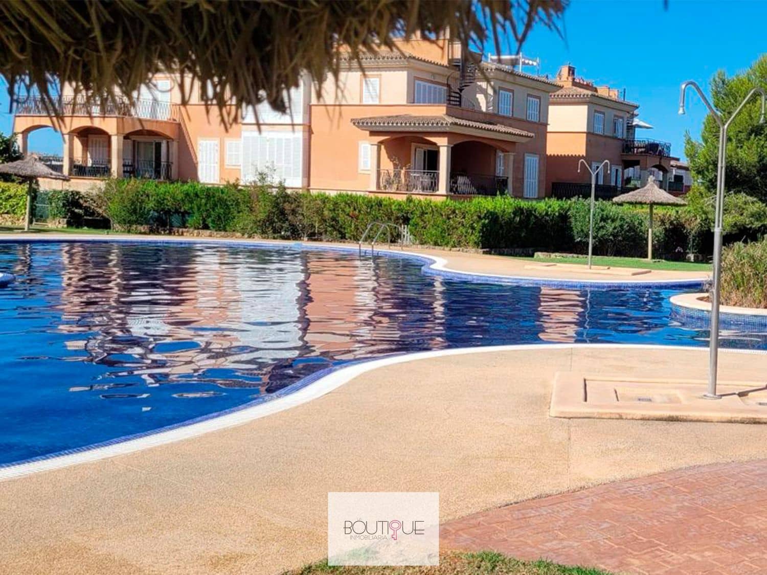 3 sypialnia Apartament na sprzedaż w Son Gual z basenem garażem - 490 000 € (Ref: 9471985)