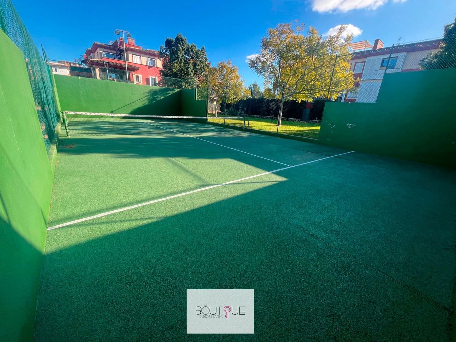 3 sypialnia Apartament na sprzedaż w Son Gual z basenem garażem - 490 000 € (Ref: 9471985)