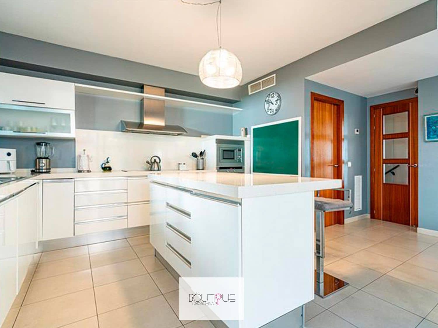 4 slaapkamer Huis te koop in Genova met zwembad garage - € 1.380.000 (Ref: 9491048)