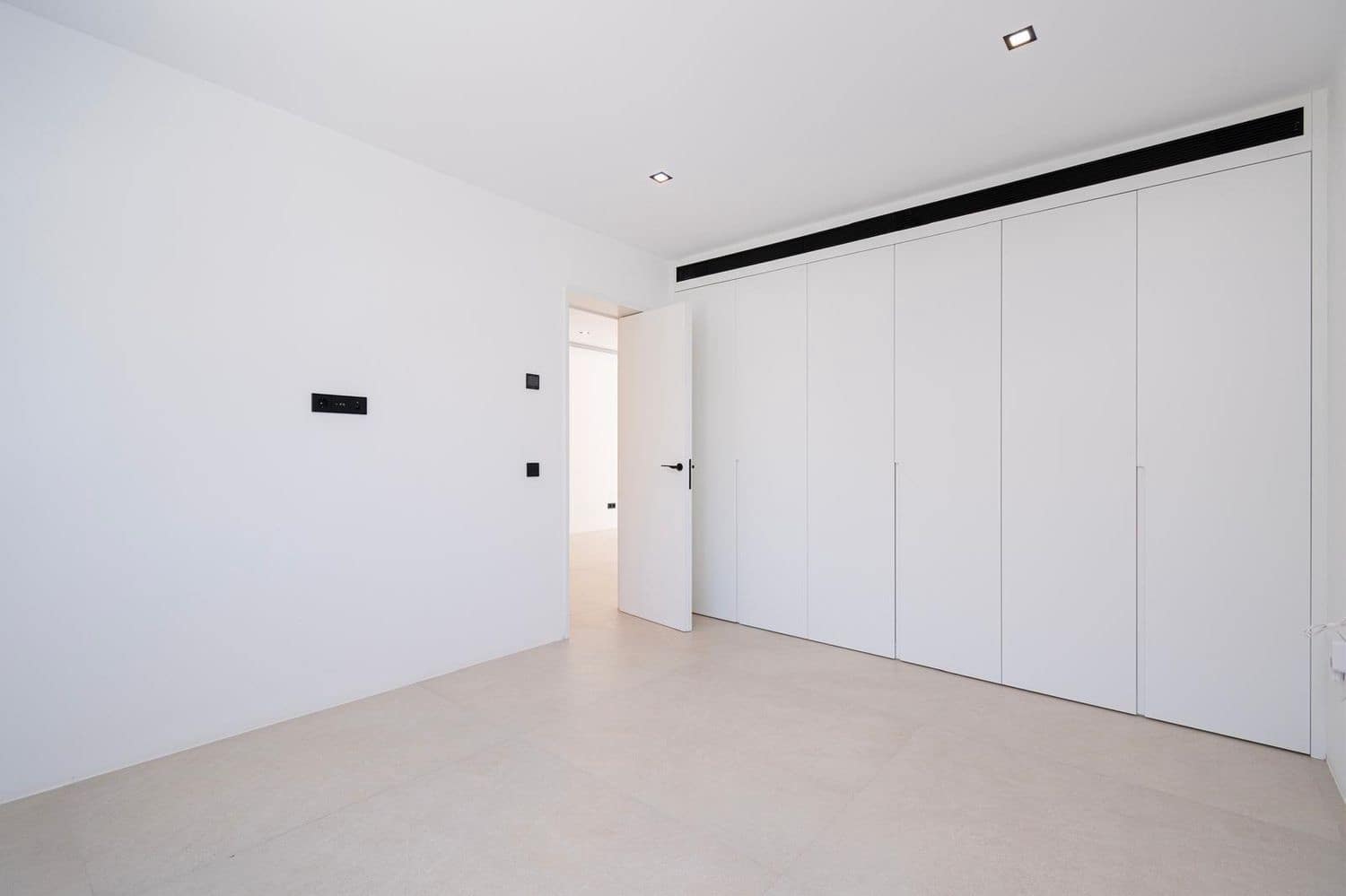 3 makuuhuone Huvila myytävänä paikassa Llucmajor mukana uima-altaan 
autotalli - 1 645 000 € (Ref: 9585908)