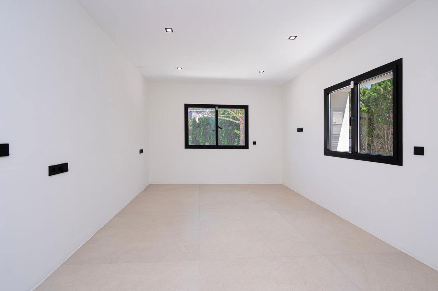 3 makuuhuone Huvila myytävänä paikassa Llucmajor mukana uima-altaan 
autotalli - 1 645 000 € (Ref: 9585908)