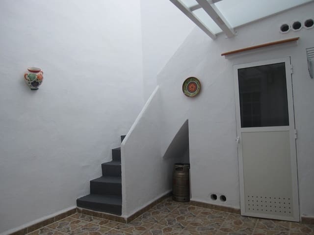 2 bedroom Townhouse for rent in Nerja - € 1,100 (Ref: 10003591)