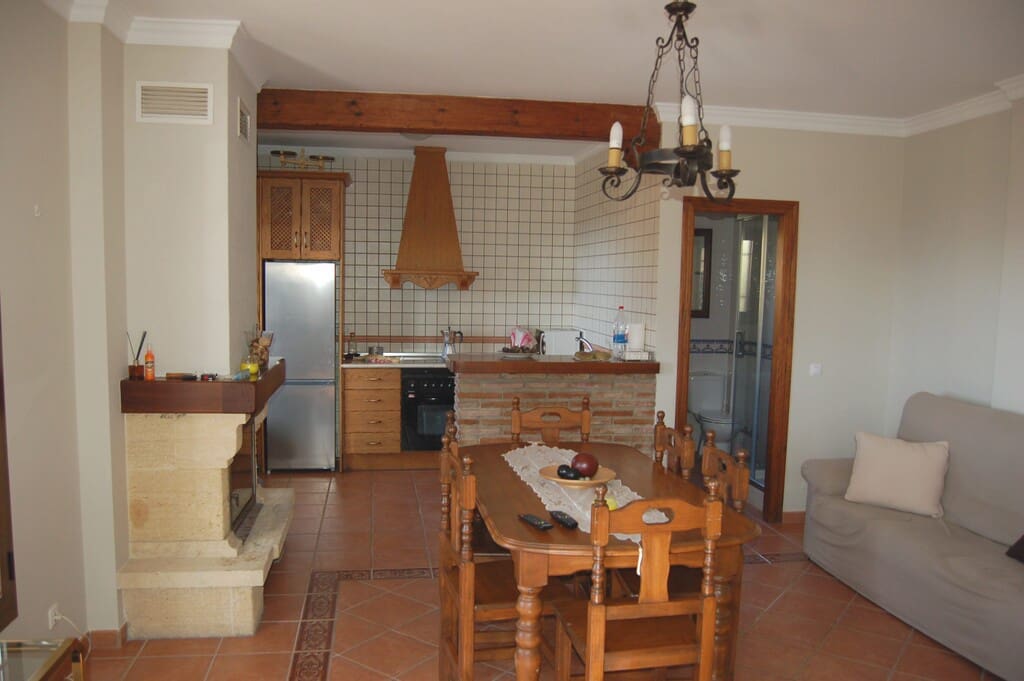 3 soveværelse Villa til leje i Frigiliana med swimmingpool - € 1.400 (Ref: 10005254)
