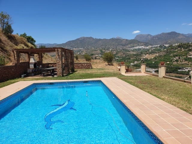 Appartement de 2 chambres à louer à Nerja avec piscine - 850 € (Ref: 10008772)