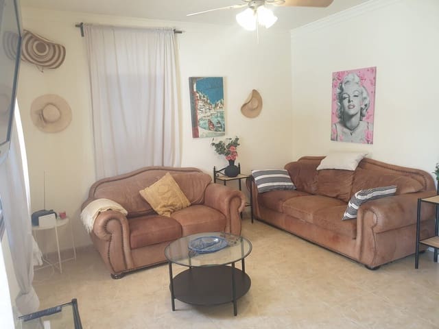 Appartement de 2 chambres à louer à Nerja avec piscine - 850 € (Ref: 10008772)