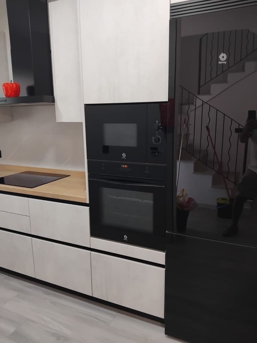 3 Zimmer Haus zu vermieten in Nerja mit Pool - 1.800 € (Ref: 10033585)
