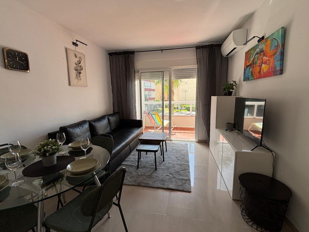 1 soverom Leilighet til leie i Nerja med svømmebasseng - € 1 000 (Ref: 10040729)