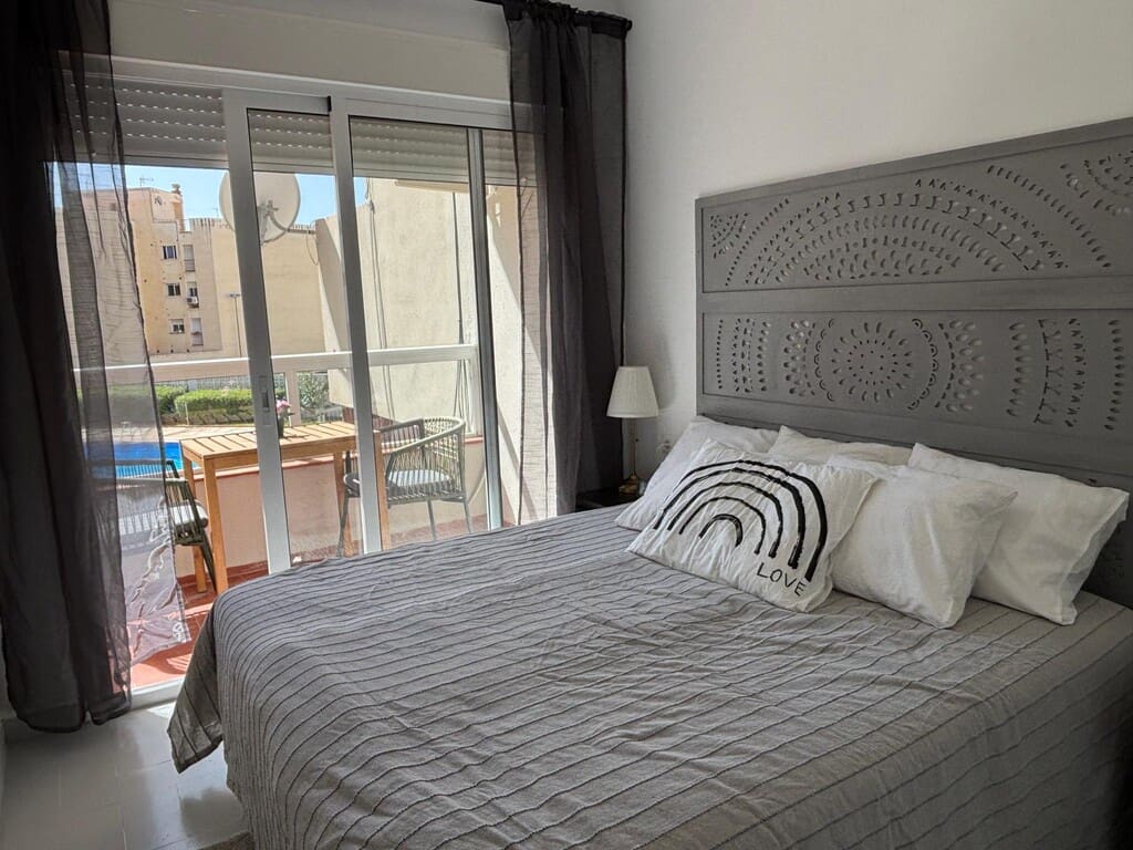 1 soverom Leilighet til leie i Nerja med svømmebasseng - € 1 000 (Ref: 10040729)