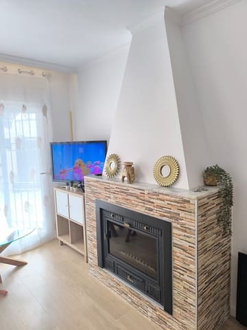 4 makuuhuone Omakotitalo vuokrattavana paikassa El Morche, Torrox - 1 200 € (Ref: 10044707)