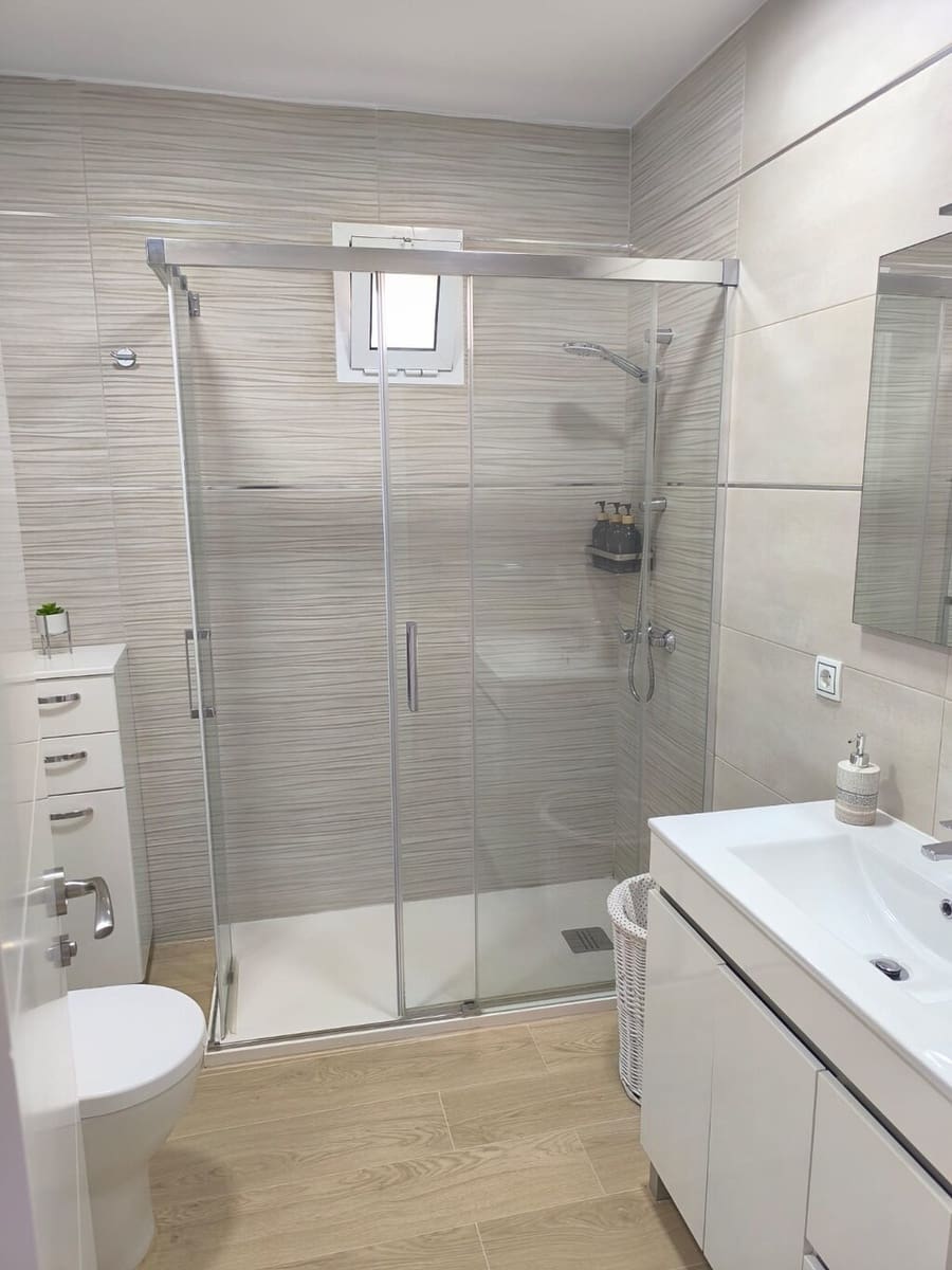 4 makuuhuone Omakotitalo vuokrattavana paikassa El Morche - 1 200 € (Ref: 10044707)