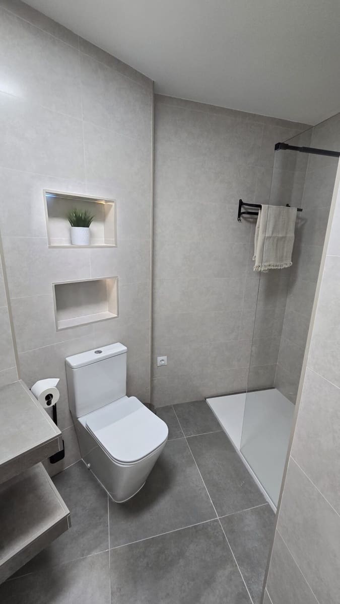 Studio for rent in Torrox-Costa with pool - € 800 (Ref: 10044708)