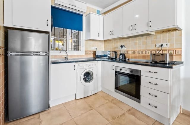 2 soverom Leilighet til salgs i Nerja med svømmebasseng - € 350 000 (Ref: 10061434)